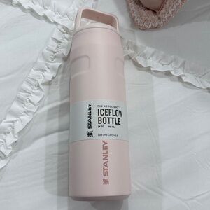 24oz pink color Stanley IceFlow Bottle with cap & carry lid